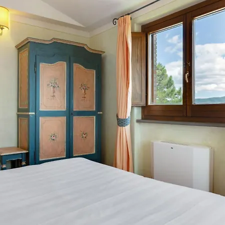 Nyaraló Appealing Holiday In With Sauna & Pool Collazzone